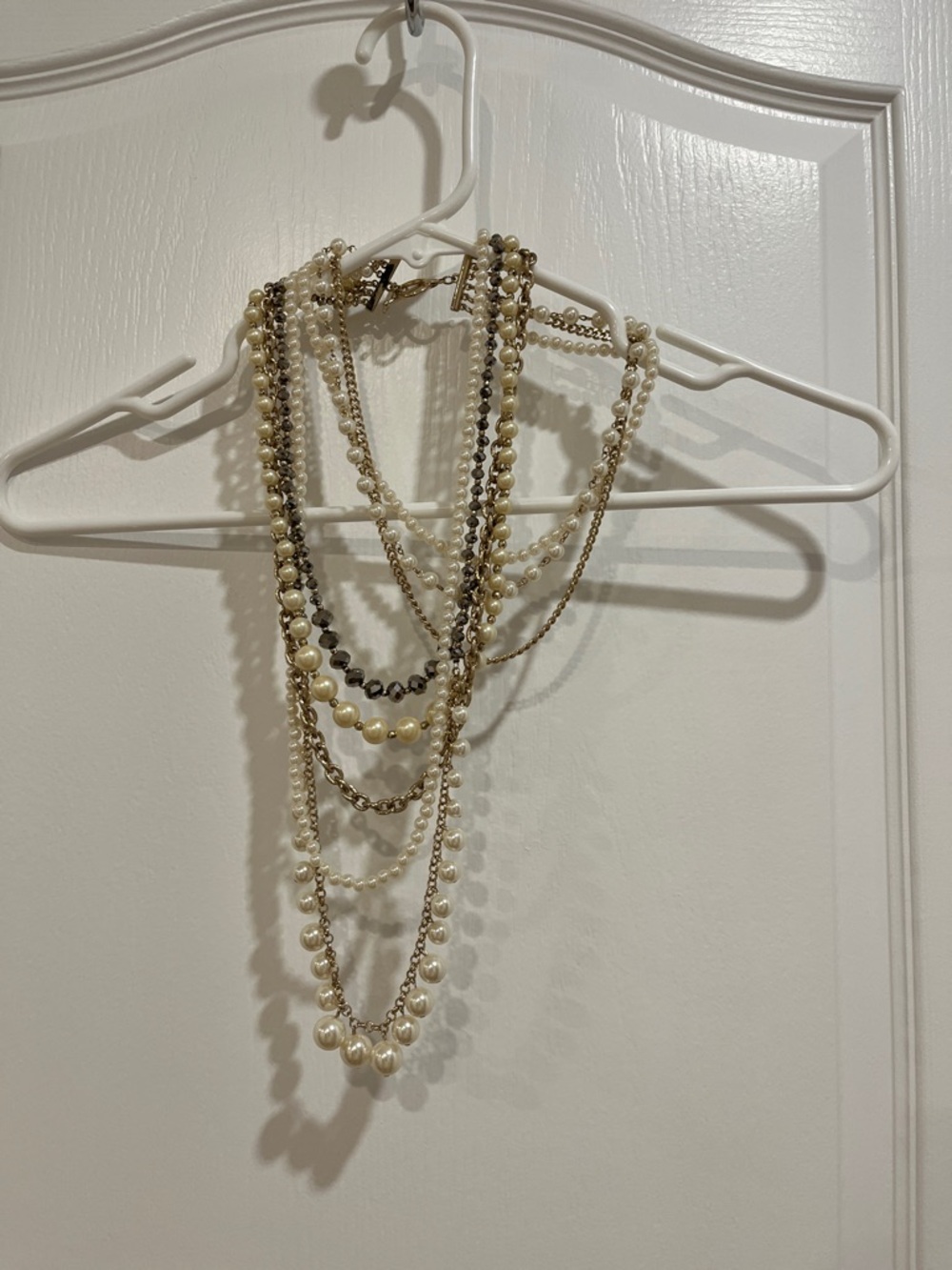 Multi-Strand Pearl and Chain Statement Necklace - Ivory and Gold ann Taylor - Picture 2 of 3